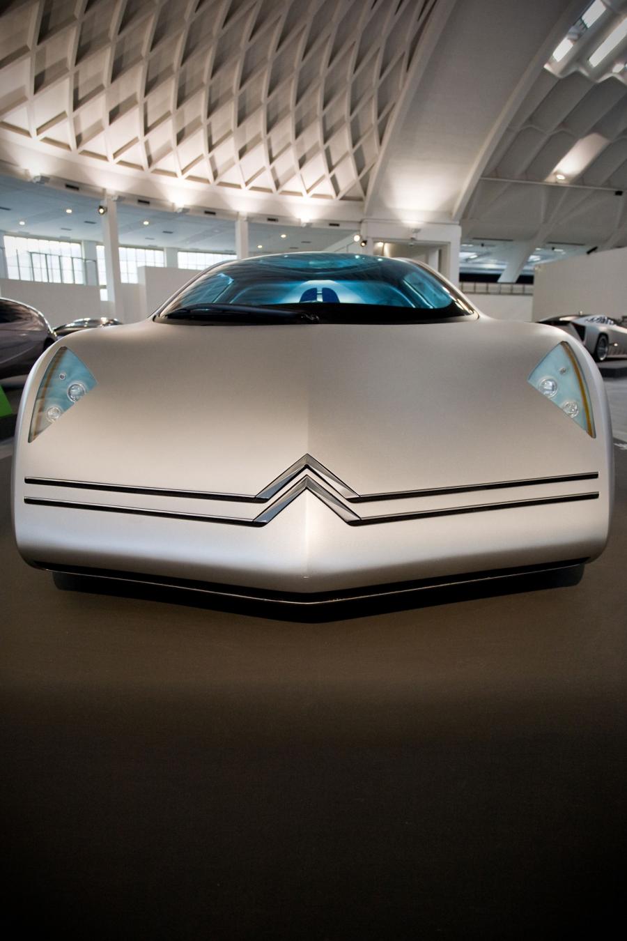  Citroen Osee Concept 2001 года  (фото 9 из 12)